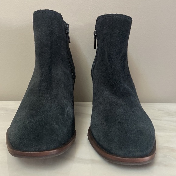 Lucky Brand Lilye Black Suede Ankle Booties Size 6 - Picture 5 of 11